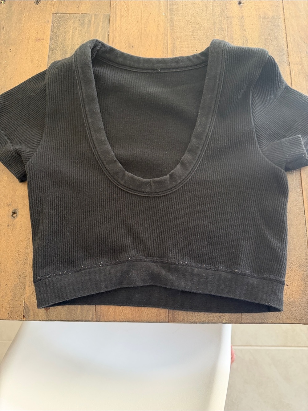 ALO Yoga Black Ribbed Scoop Crop Top